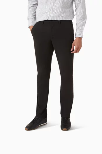 سنيكرز أسفل الكاحل بشعار الماركة جلد