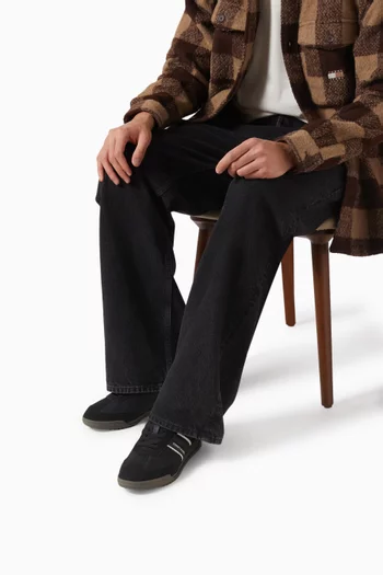 سنيكرز للجري ريترو بتصميم متعرج