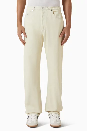 Standard Jeans in Denim