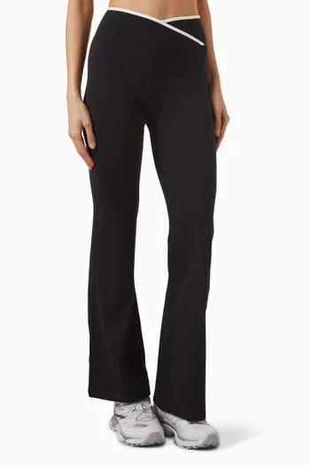 بنطال يوغا بخصر مرتفع وتصميم ملفوف قماش دايفليكس