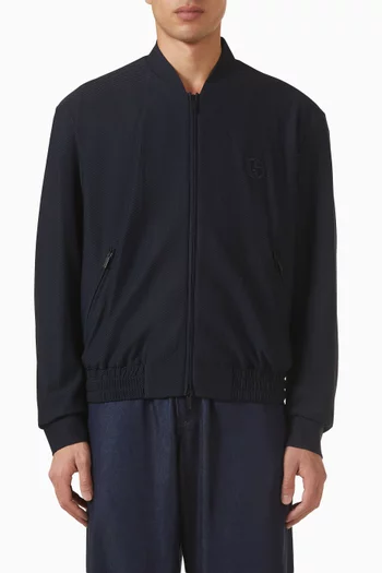 جاكيت مطرز بشعار الماركة على الصدر قماش شبكي