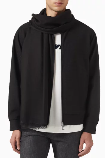 وشاح بشعار الماركة بحجم صغير