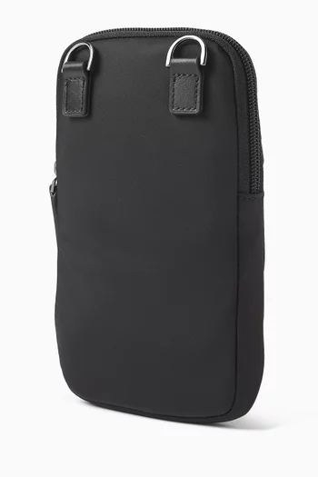 حقيبة كتف بشعار الماركة نايلون معاد تدويره