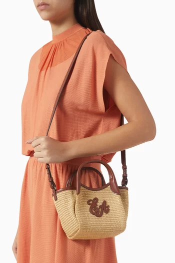 حقيبة يد بشعار الماركة بحجم كبير