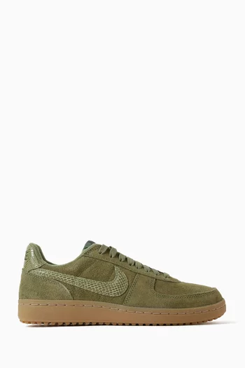 Field General Sneakers in Suede