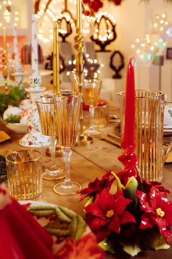 إبريق ماء زجاج بطلاء يدوي