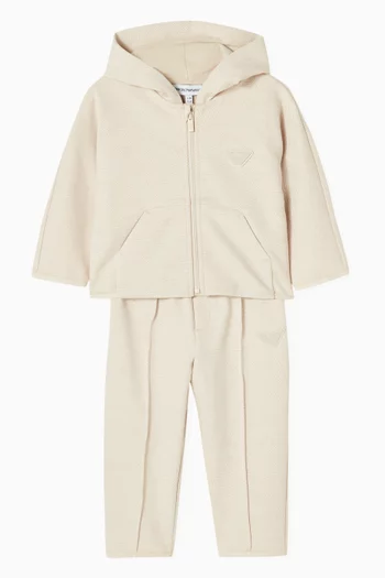 بدلة رياضية بشعار النسر قطن