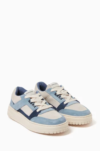 حذاء سنيكرز برباط شمواه