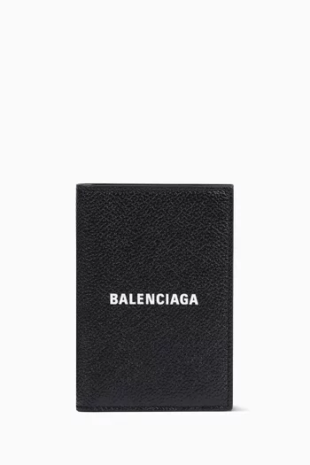 Cash Vertical Bifolded Wallet in Grained Calfskin