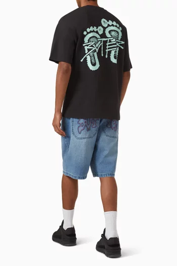 تي شيرت بطبعة آثار أقدام قطن