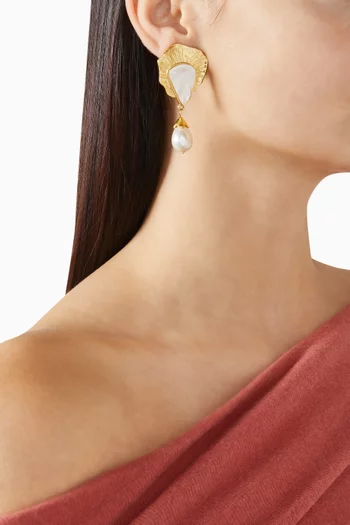 Shell Pearl Drop Earrings in Plated Metal