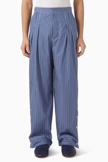 بنطال بخطوط