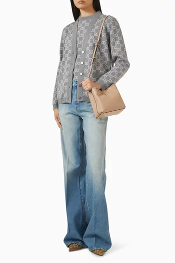 حقيبة باكيت صغيرة بشعار حرفي GG