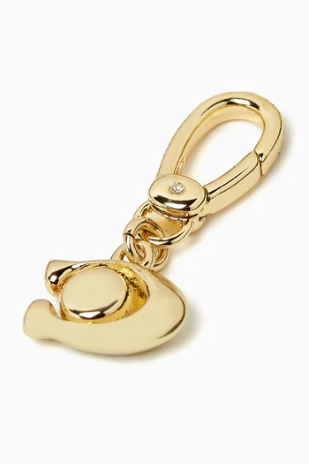 حلية بشعار حرف C‏ مرصعة بالكريستال نحاس مطلي