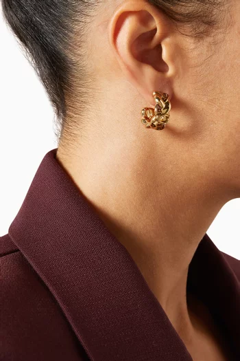 أقراط هاجي بتصميم مجدول نحاس مطلي