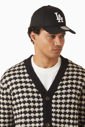 كاب إسنشال بتصميم 9FORTY وشعار لوس أنجلوس دودجرز