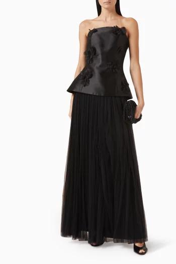 طقم بلوزة وتنورة بزهور بارزة