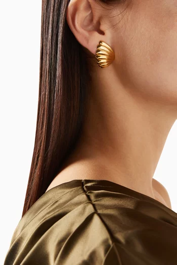 أقراط بمشبك بتصميم صدف من الثمانينيات