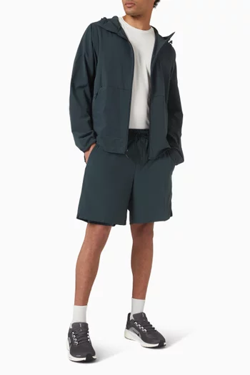 شورت انليميتد 2 في 1‏ عملي بتقنية Dri-FIT‏