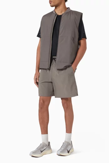 شورت انليميتد عملي بتقنية Dri-FIT‏