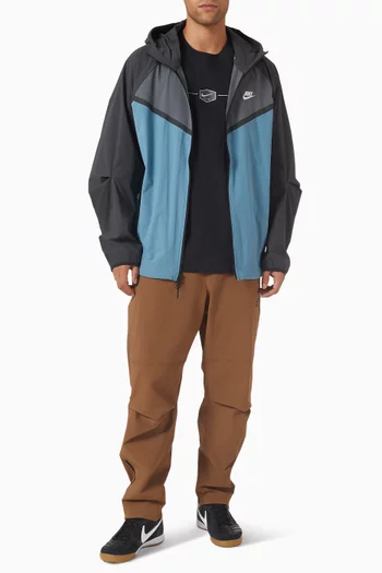 تي شيرت بسنيكرز ماكس 90 من تشكيلة الملابس الرياضية