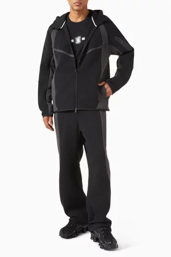 جاكيت بتصميم مقسم بألوان وسحّاب صوف