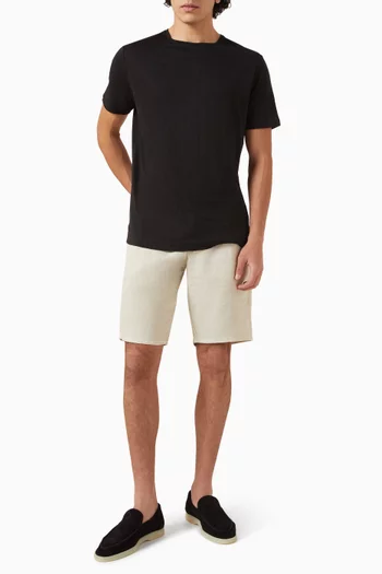 Bermuda Shorts in Linen