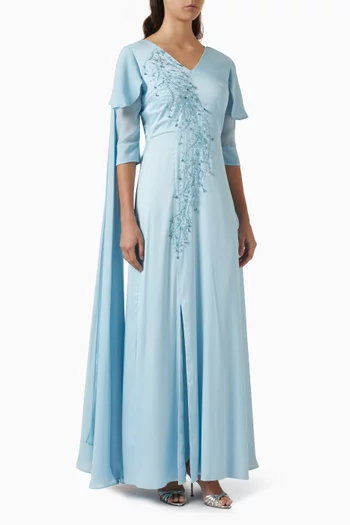 فستان طويل مطرز بالترتر