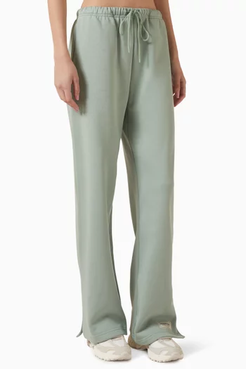 Straight Leg Sweatpants in Cotton Fleece