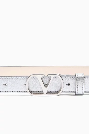 حزام بشعار حرف V الشهير جلد عجل لامع