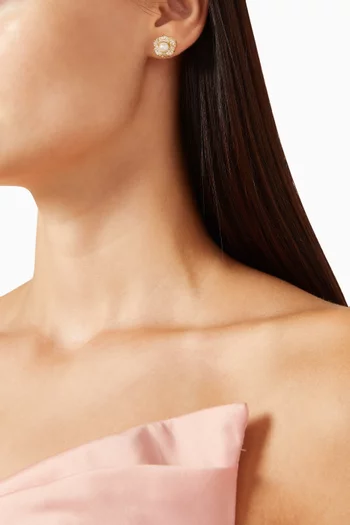 Flower Pearl Stud Earrings