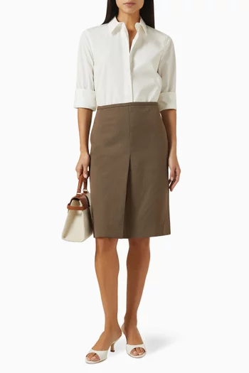 قميص قطن بقصة مريحة