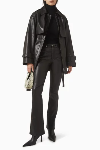 جاكيت بريا بتصميم منحوت جلد