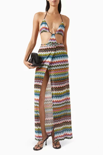 باريو طويل بنقشة خطوط متعرجة