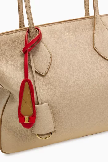 حلية حقيبة فارينا جلد عجل