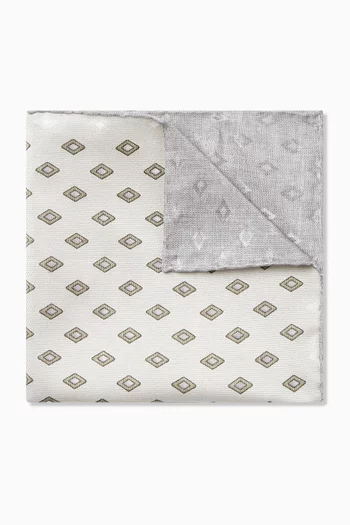 Diamond Pattern Pocket Square in Silk