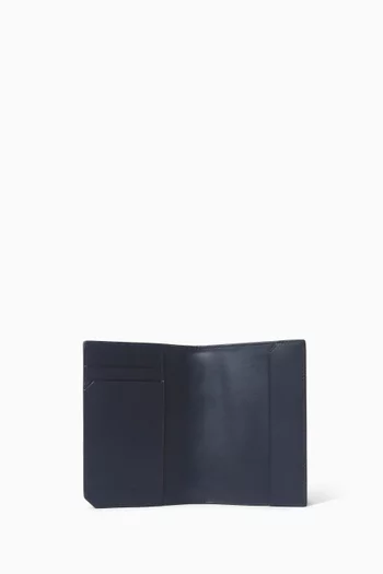 Passport Case in Intrecciato Piccolo Leather