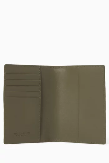 Passport Case in Intrecciato Leather