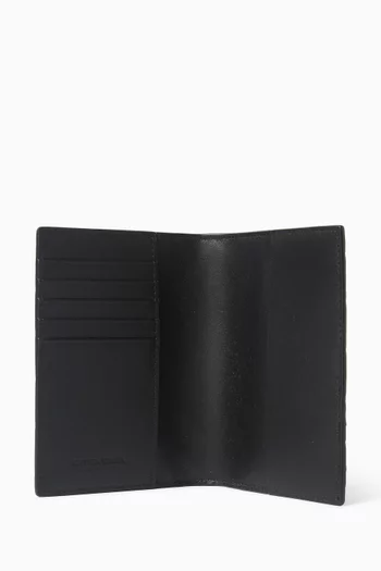 Passport Case in Intrecciato Leather