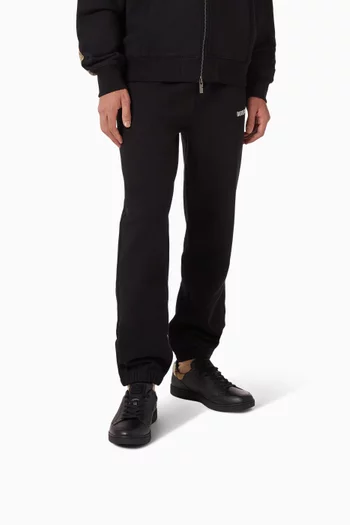 سنيكرز ست جلد