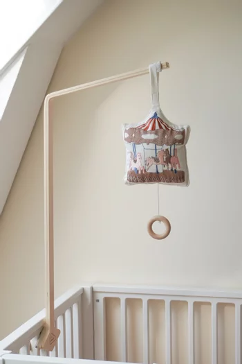 دلاية موسيقية بطبعة لعبة الأحصنة الدوارة قطن عضوي