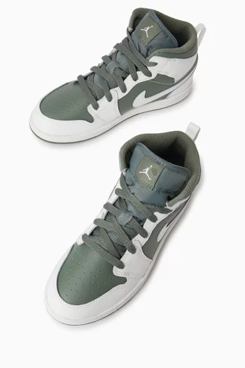 Air Jordan 1 Mid-top Sneakers in Leather