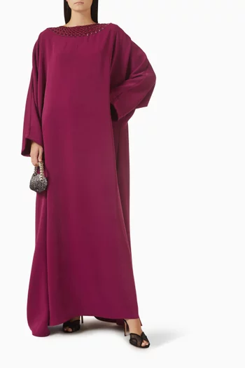 قفطان مطرز بالخرز