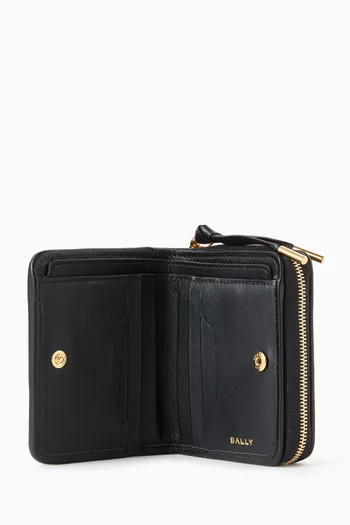 محفظة إي إس إس صغيرة بسحّاب جلد