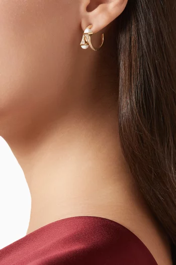 Cleo Diamond & White Agate Hoop Earrings in 18kt Yellow Gold