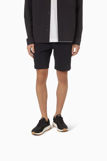 سنيكرز جوجر شمواه وقماش شبكي