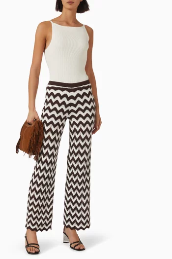 بلوزة ليوا دانتيل