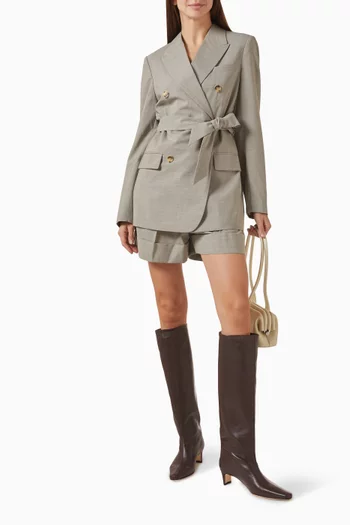 جاكيت فيرجينيا بحزام