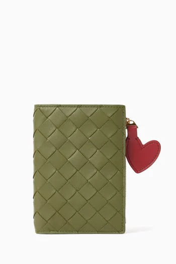 Passport Case in Intrecciato Leather