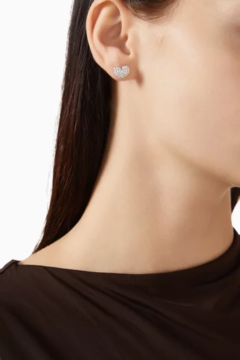 أقراط بتصميم قلب مرصعة بكريستال بافيه نحاس مطلي